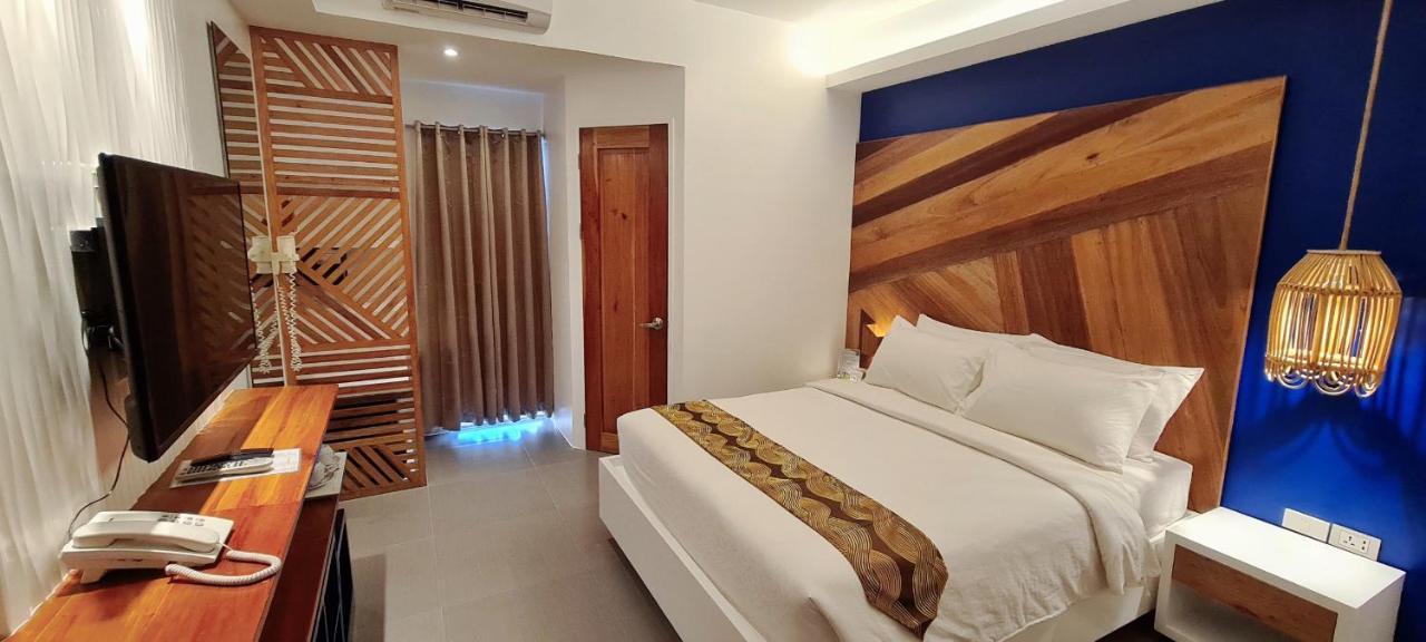 The Paragon Boracay Suites Manoc-Manoc Bagian luar foto